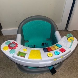 Infantino Music & Lights 3-in-1 Discovery Seat and Booster - Convertible Booster